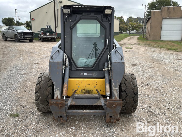 2006-new-holland-ls180-image-9