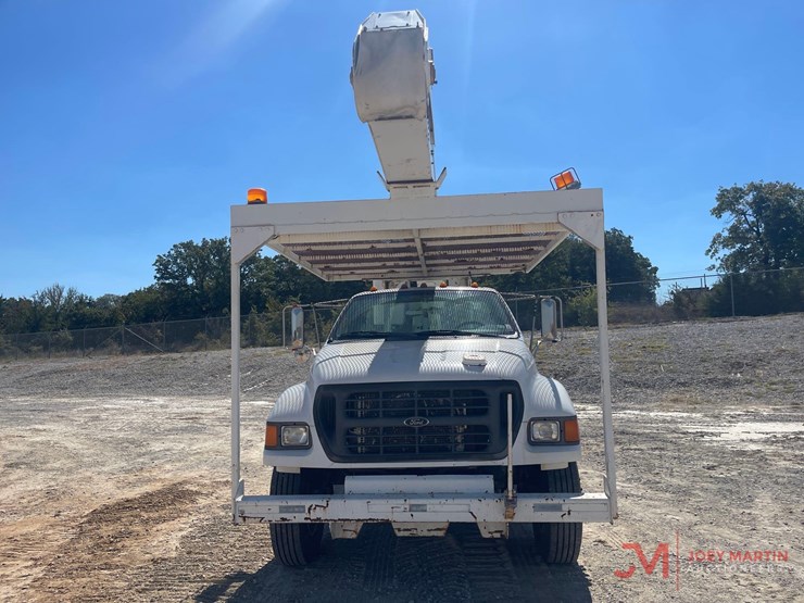 2003-ford-f750-image-8