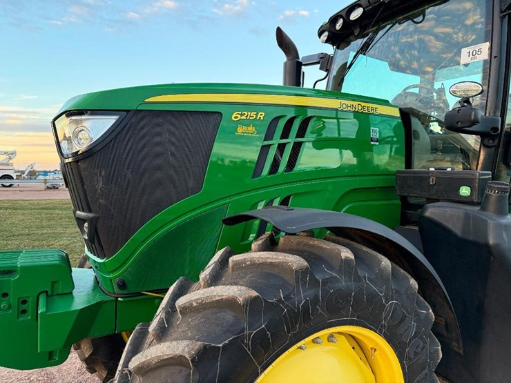 john-deere-6215r-image-19