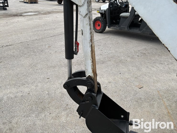 2021-massey-ferguson-730-image-18