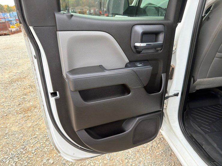2019-chevrolet-silverado-1500-image-67