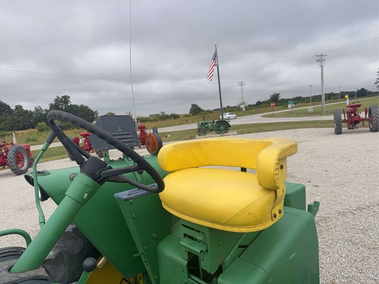 john-deere-3020-image-47