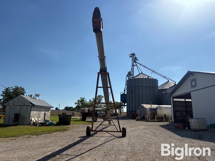 hutchinson-10x61-image-6
