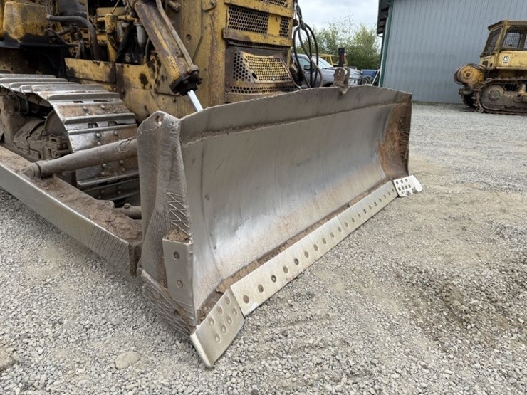 1963-caterpillar-d8h-image-10