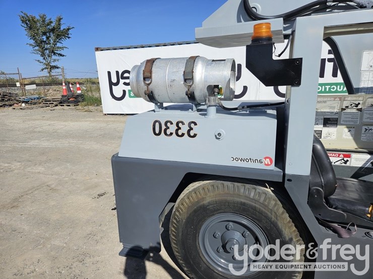 2008-shuttlelift-3330fl-image-17
