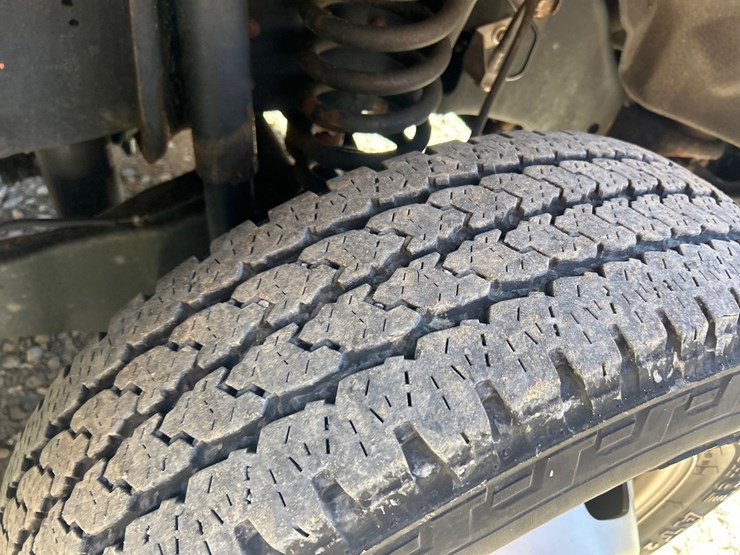2011-ford-f350-image-76