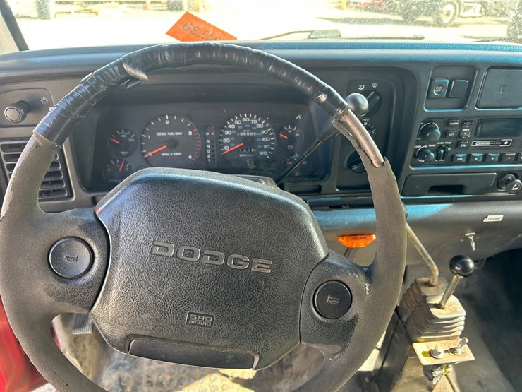 1997-dodge-3500-image-52