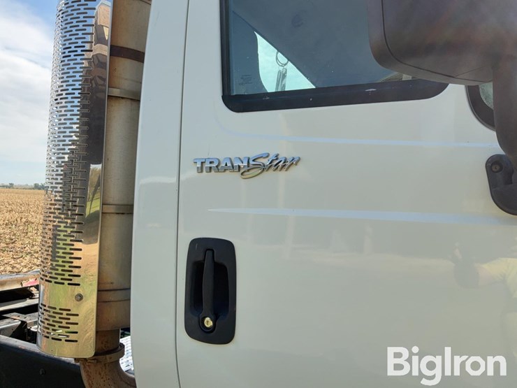 2011-international-transtar-8600-image-11