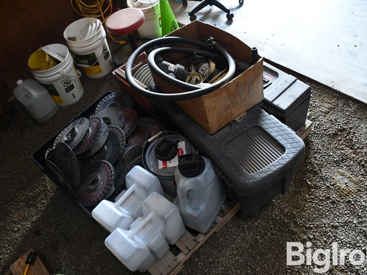 pallet-of-farm-support-image-5