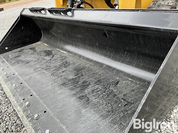 2018-caterpillar-299d2-xhp-image-11