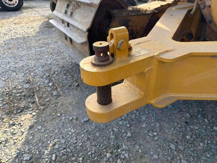 caterpillar-d6t-lgp-image-28