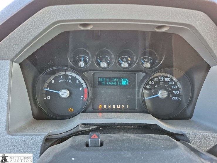 2013-ford-f350-image-13