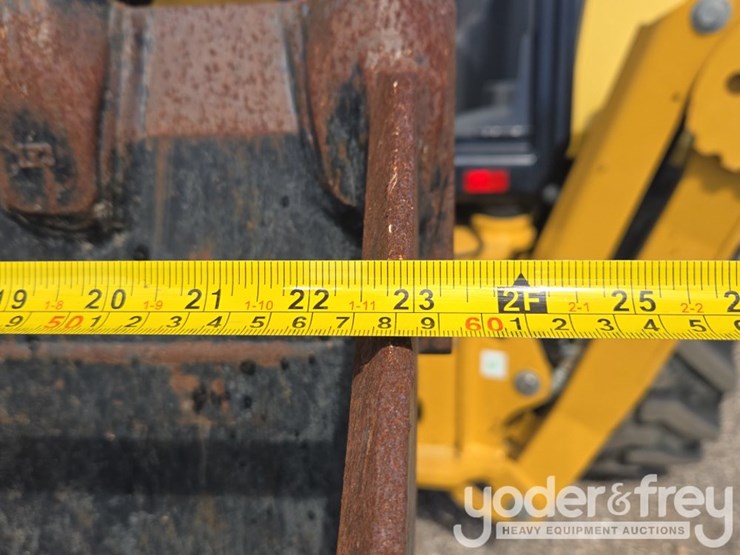 2023-caterpillar-416-image-29