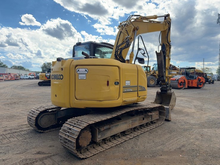 2015-kobelco-sk140sr-lc-3-image-5