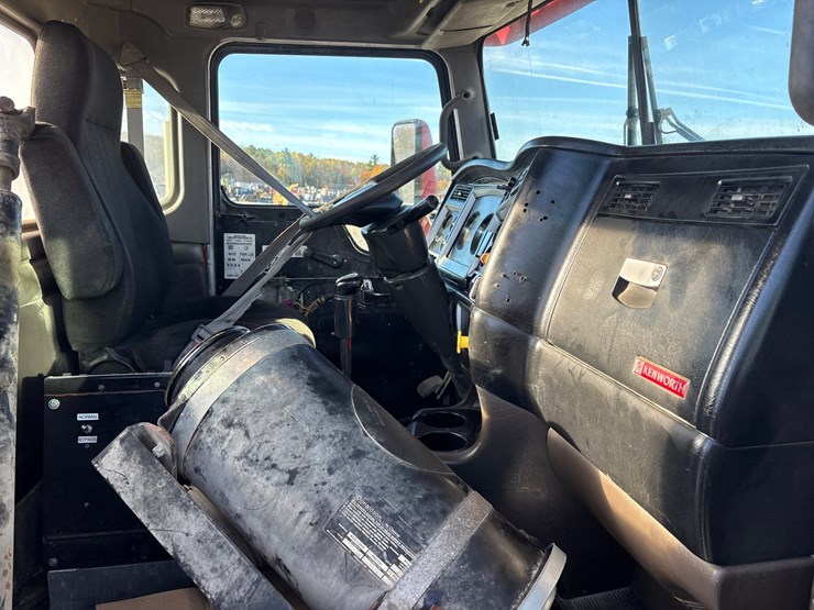 2007-kenworth-w900-image-56