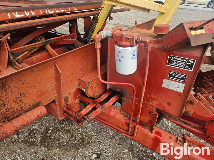 new-holland-1038-image-17