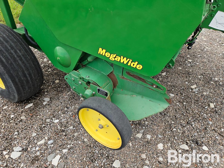 2003-john-deere-567-image-16