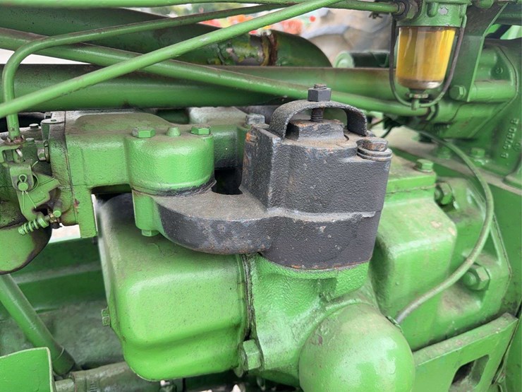 1957-john-deere-520-image-26