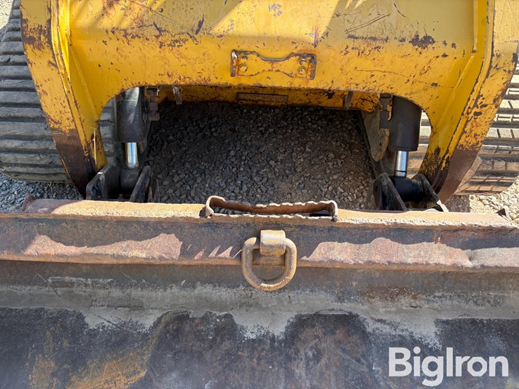 2005-caterpillar-277-image-11