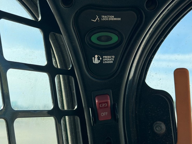 2019-bobcat-t650-image-43