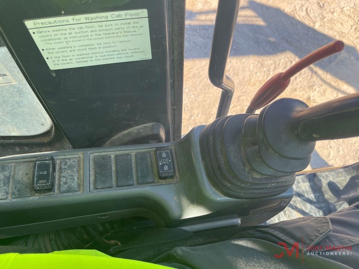 john-deere-75-image-23