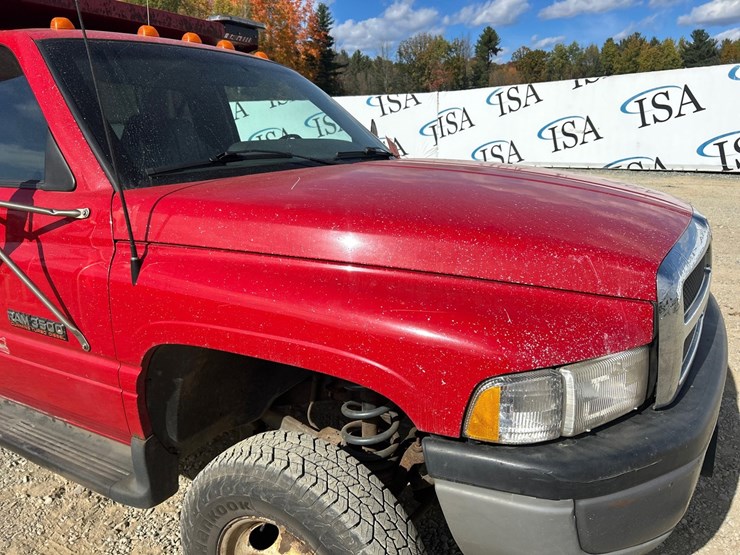 1997-dodge-3500-image-14