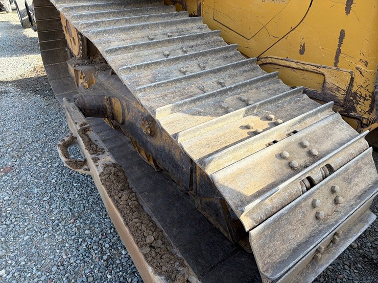 caterpillar-d6t-lgp-image-97