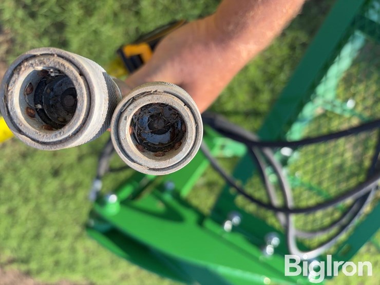 john-deere-620-image-9