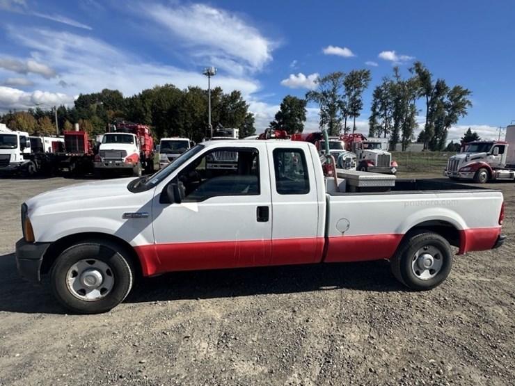 2005-ford-f250-xl-image-2