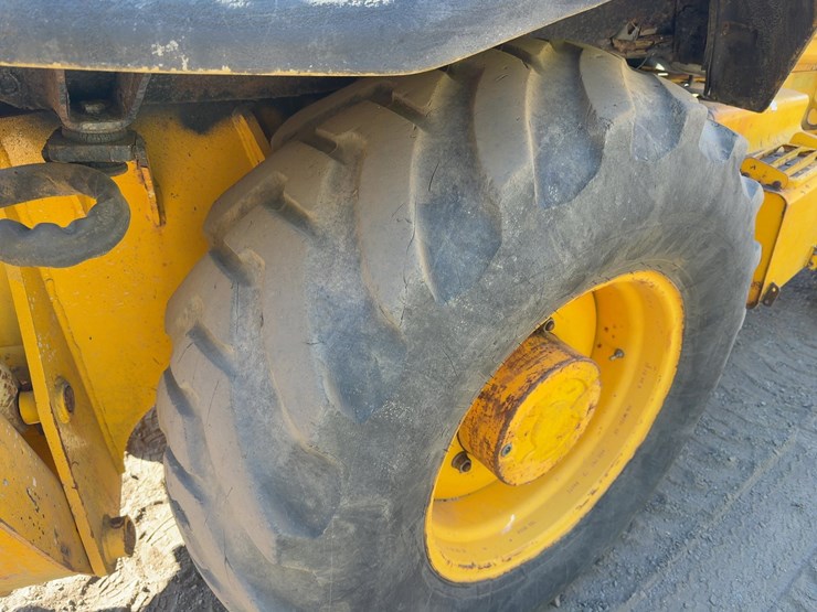 2001-jcb-214-image-13