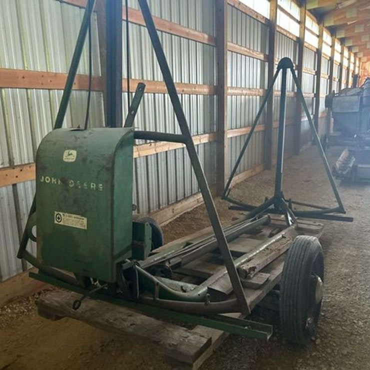John Deere Rocker Wagon Lift