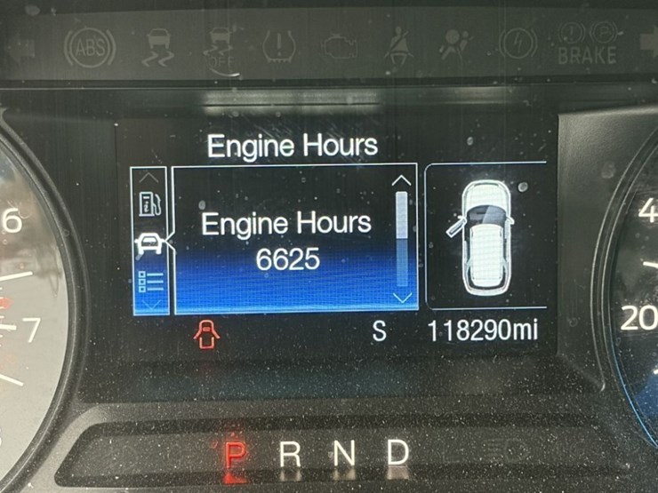 2017-ford-explorer-image-28