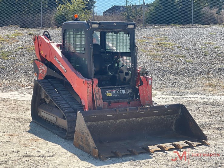 kubota-svl95-2s-image-1