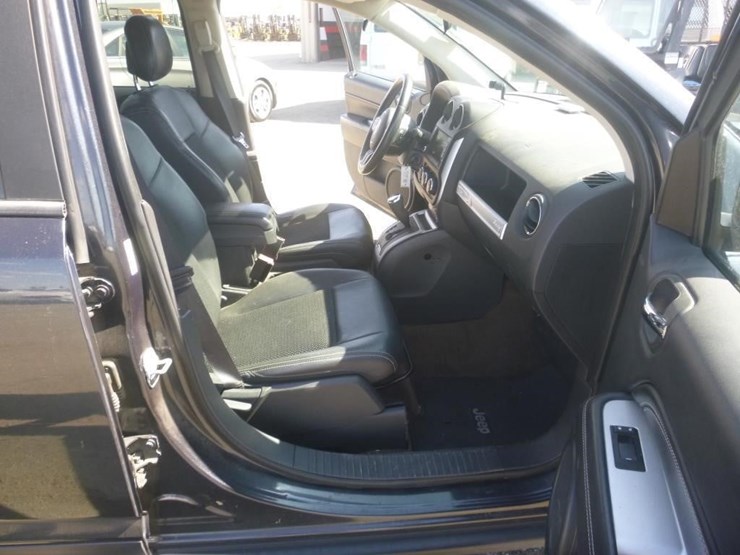 2014-jeep-compass-image-10