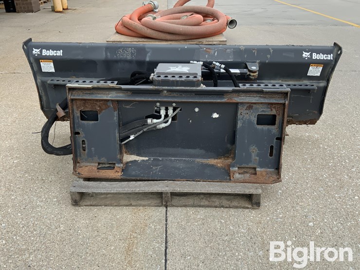 2019-bobcat-80-image-6