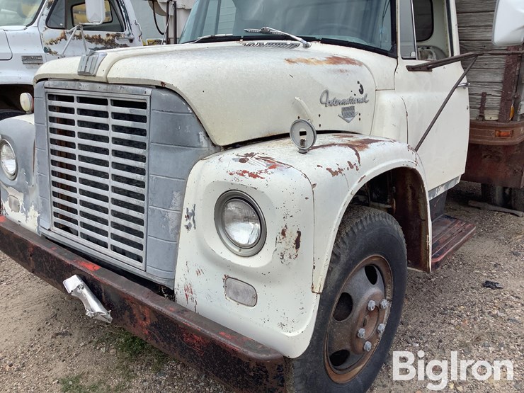 1964-international-loadstar-image-12