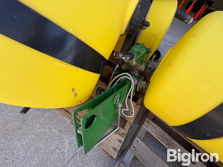 john-deere-7000-image-11
