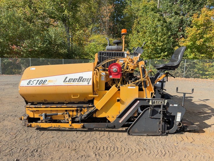 2010-leeboy-8510b-image-2