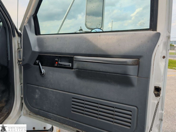 1994-gmc-topkick-c6500-image-41