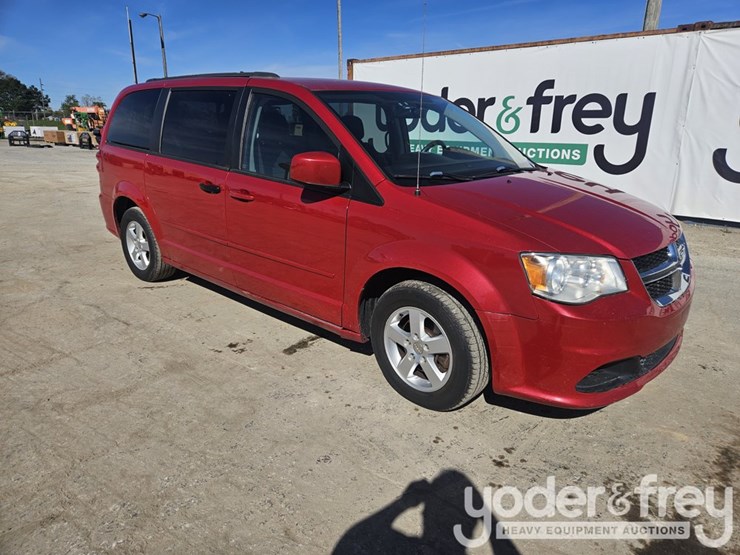 2012-dodge-grand-caravan-image-7