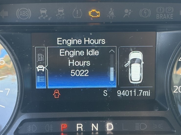 2018-ford-explorer-image-27