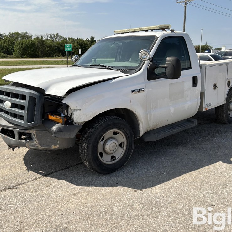 2006 FORD F250 XL