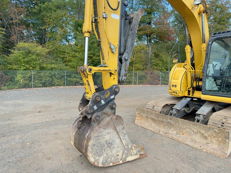 2015-kobelco-sk140sr-lc-3-image-13