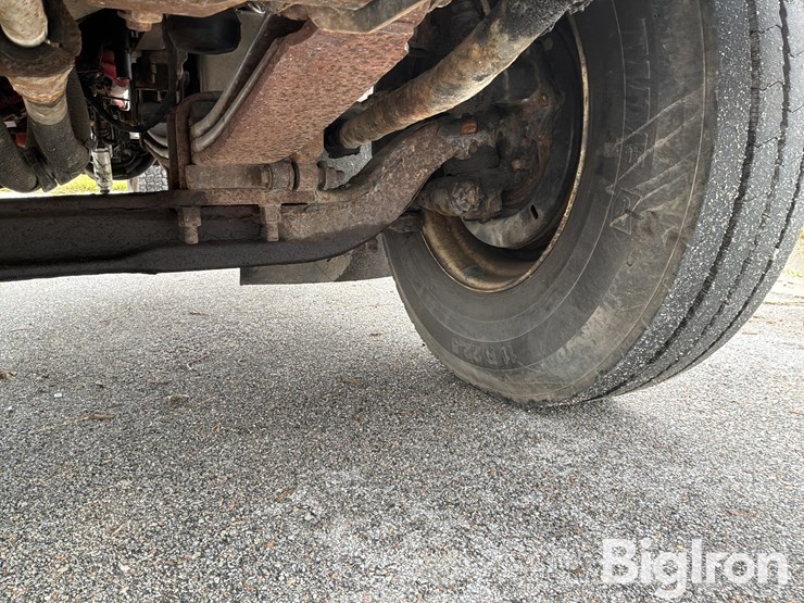 2015-ford-f750-xlt-image-12