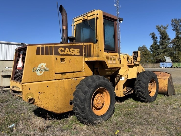 1990-case-621zf-image-5