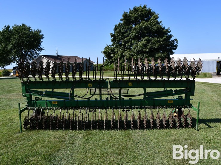 john-deere-400-image-6