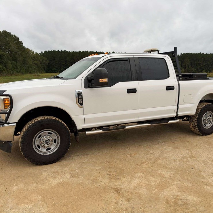 FORD F250 XL