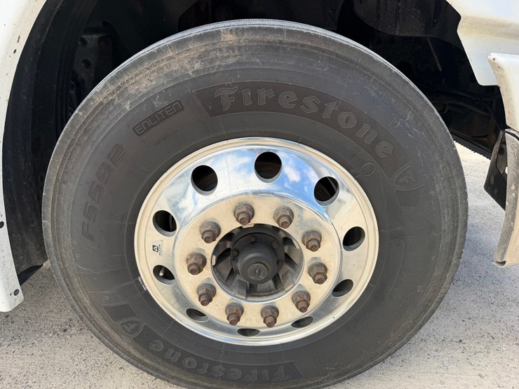 #1608-•-2019-freightliner-cascadia-single-axle-day-cab-image-63