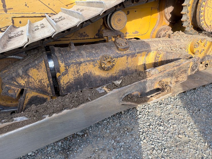 caterpillar-d6t-lgp-image-17