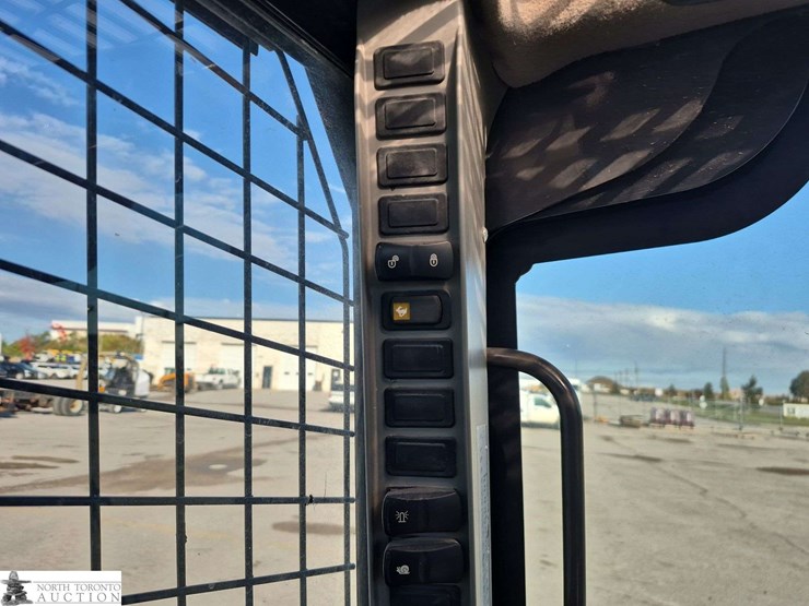 2022-case-tr270b-image-23